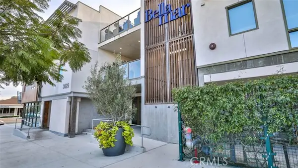 3025 Byron Street #201, San Diego, CA 92106