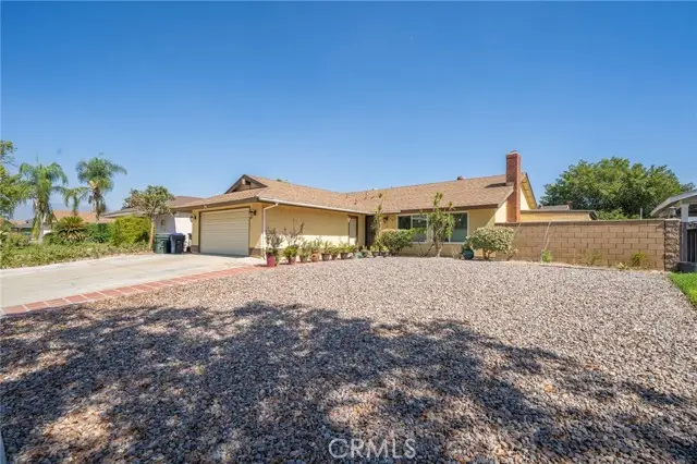 255 S Lassen Avenue, San Bernardino, CA 92410 - #3