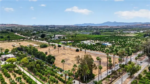 7700 Victoria, Riverside, CA 92504 - #3