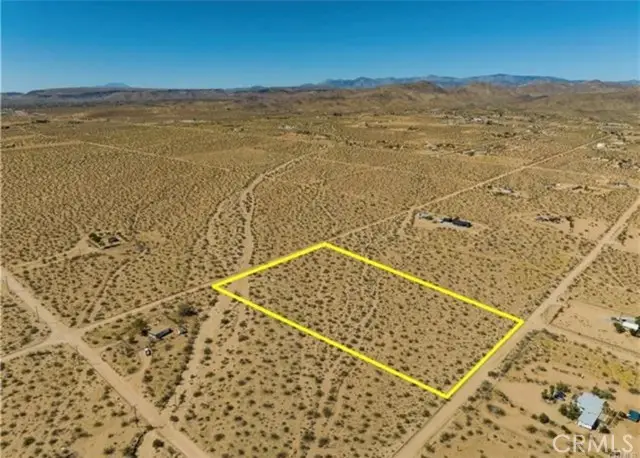 1690 Cambria Avenue, Landers, CA 92285 - Image #2