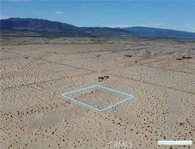 7 Cadiz Drive, Twentynine Palms, CA 92277 - #3