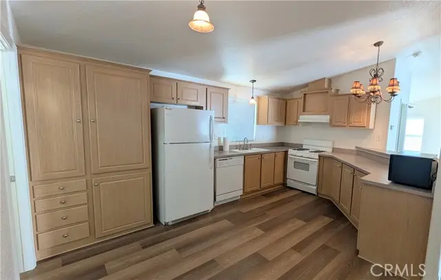 7501 Palm Unit#77, Yucca Valley, CA 92284 - #2