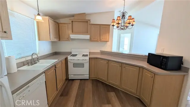 7501 Palm Unit#77, Yucca Valley, CA 92284 - #3