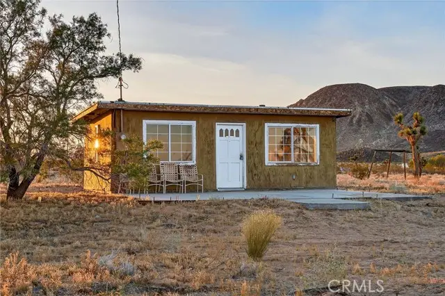 59773 Applegate Way, Landers, CA 92285 - #2