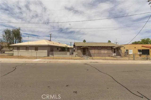 630 Acoma Street, Needles, CA 92363 - #2
