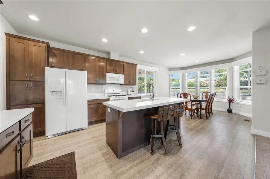 5220 Lakeshore Boulevard, Lakeport, CA 95453 - Image #2