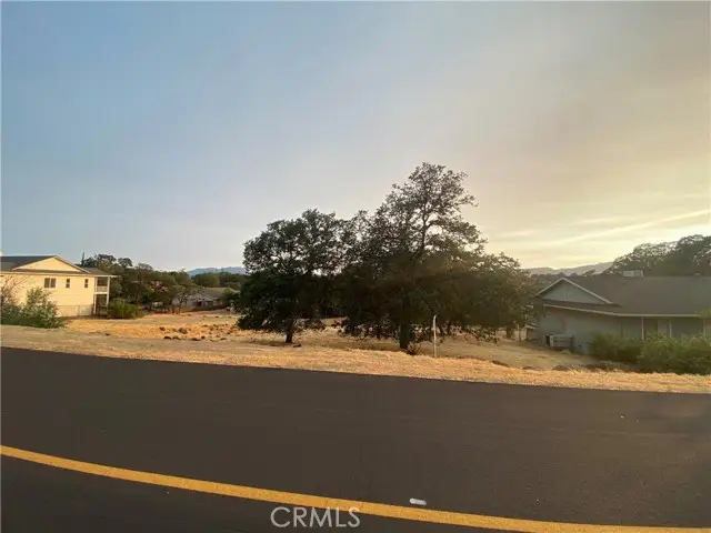 18765 Oak Grove Road, Hidden Valley Lake, CA 95467 - Image #3