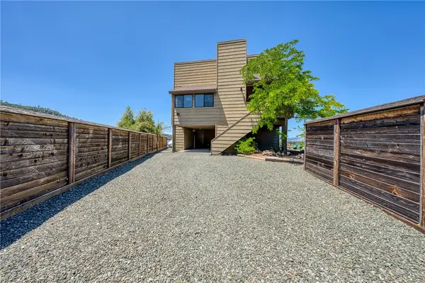 2998 Willow Road, Kelseyville, CA 95451