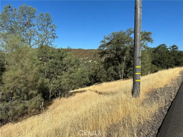 3265 Wolf Creek Road, Clearlake Oaks, CA 95423 - #3