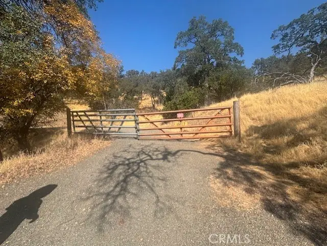 10877 Crestview Drive, Clearlake, CA 95424 - Image #1