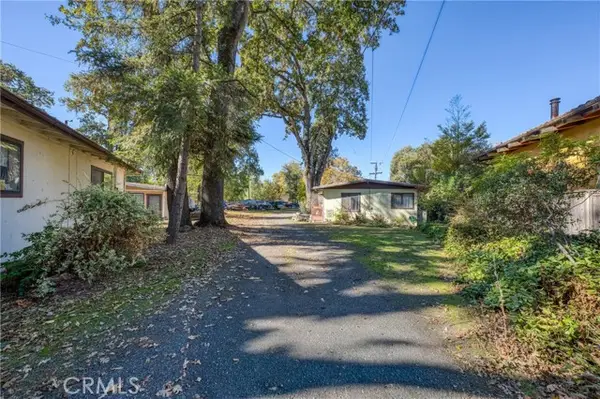 14051 Lakeshore Drive #5 & 6, Clearlake, CA 95422