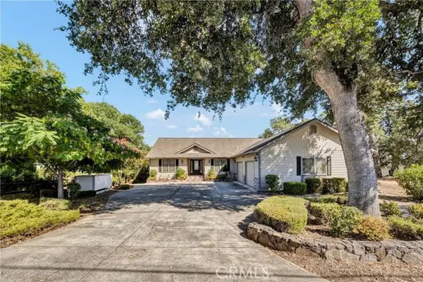 17120 Knollview Drive, Hidden Valley Lake, CA 95467