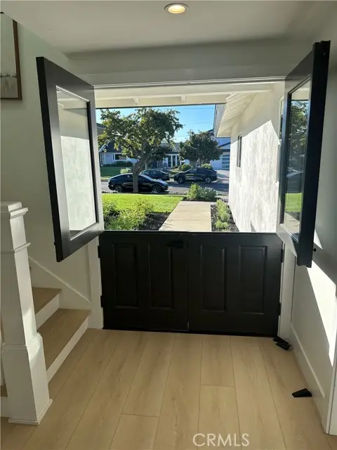 2316 La Linda Place, Newport Beach, CA 92660