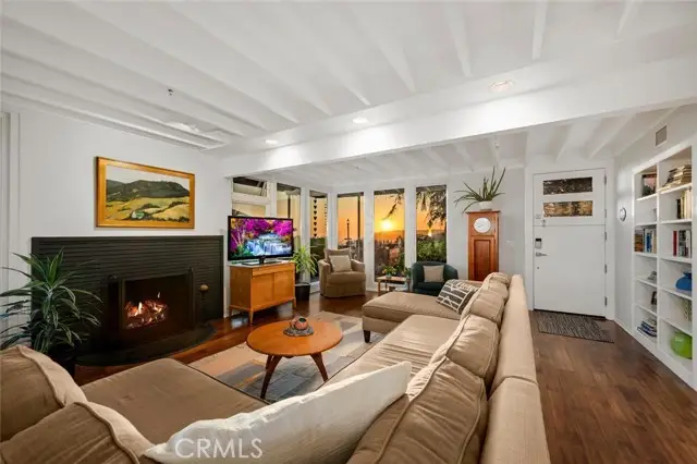 1687 Temple Hills Drive, Laguna Beach, CA 92651 - Image #2