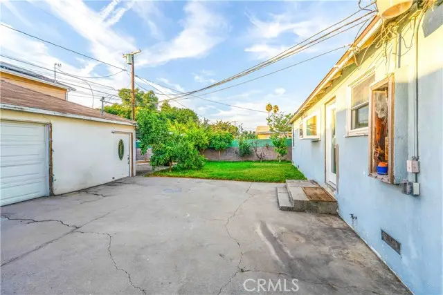 11267 Sampson Avenue, Lynwood, CA 90262 - Image #3