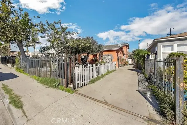 2659 Independence Avenue, Huntington Park, CA 90255 - Image #1