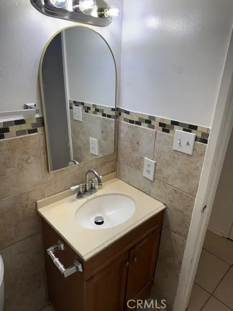 2694 W Fairmont #102, Fresno, CA 93705 - Image #2