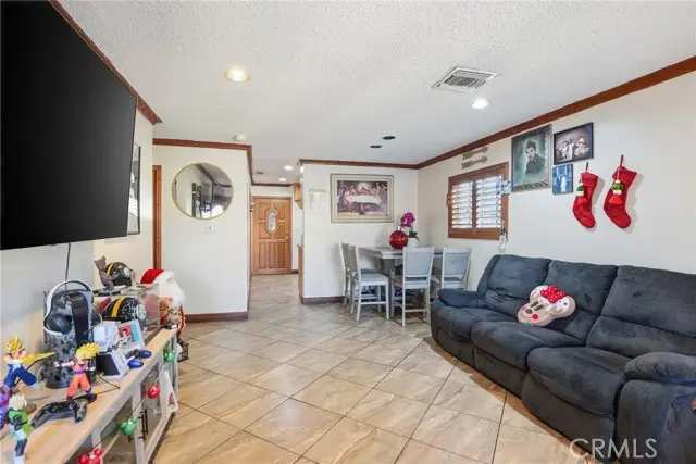 1038 Hollister St, San Fernando, CA 91340 - Image #3