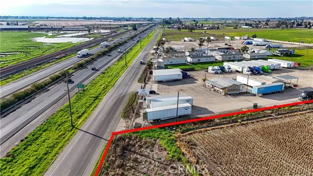 2577 Lobo Avenue, Merced, CA 95348 - #3