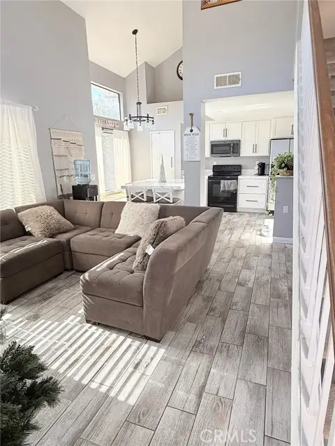 5722 E Stillwater, Orange, CA 92869 - Image #3