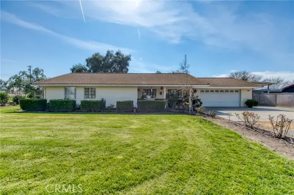 25540 Lynn Place #B, Madera, CA 93638