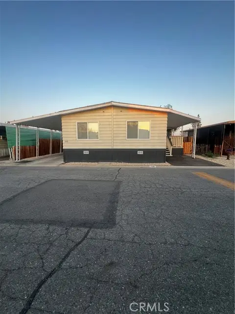 4401 Hughes Lane #148, Bakersfield, CA 93304