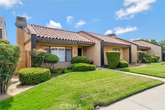 1751 W Santa Ana Avenue, Fresno, CA 93705 - Image #2