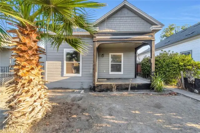 2401 E Thomas Avenue, Fresno, CA 93701 - Image #3