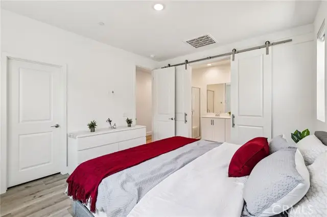 32399 Brunello Way, Temecula, CA 92591 - Image #3