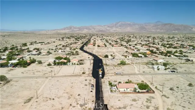 1226 Arctic Avenue, Thermal, CA 92274 - Image #2