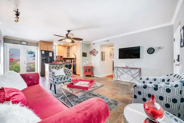 800 E Cottonwood Road #2, Palm Springs, CA 92262