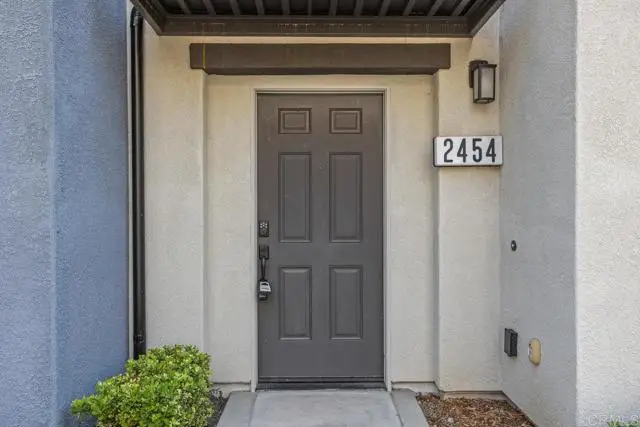 2454 Verano Way, Vista, CA 92081 - Image #2