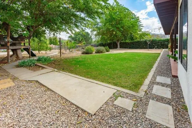 16233 Oakley Road, Ramona, CA 92065 - Image #2