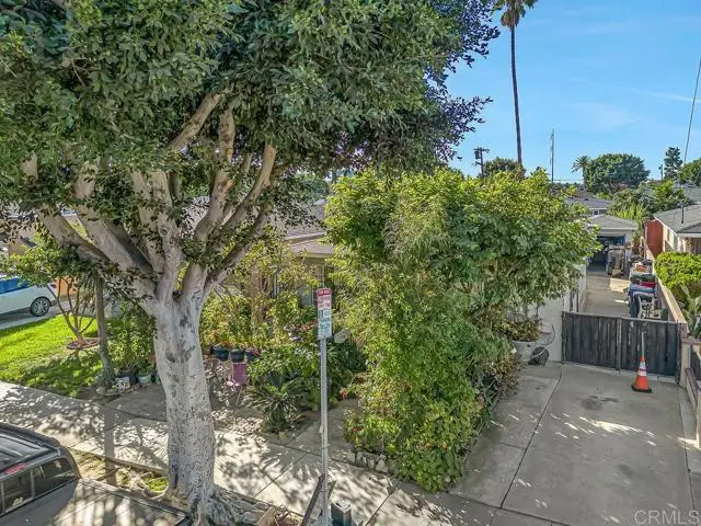 927 S Eucalyptus Ave, Inglewood, CA 90301 - Image #3