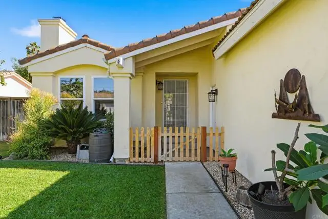 2112 Savona Ct, Vista, CA 92084 - Image #3