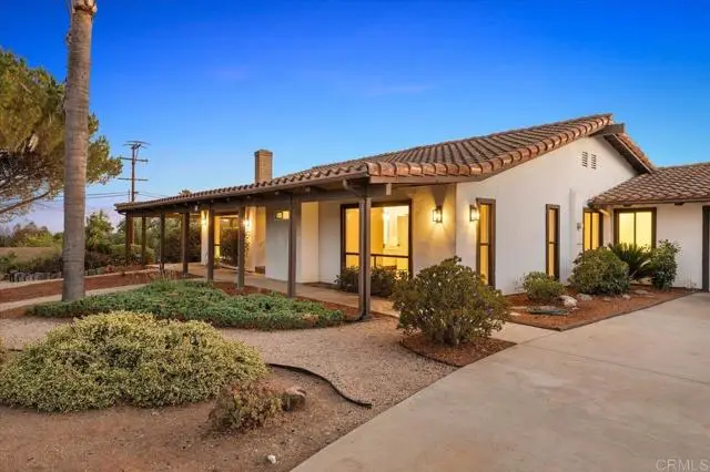 112 Palmas Norte, Fallbrook, CA 92028 - Image #2