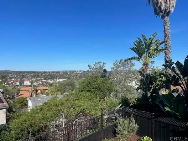 2415 Burgos Court, Carlsbad, CA 92009