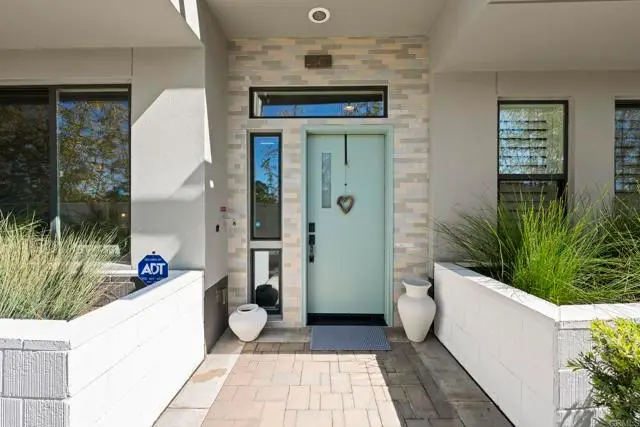 2563 State Street, Carlsbad, CA 92008 - #2