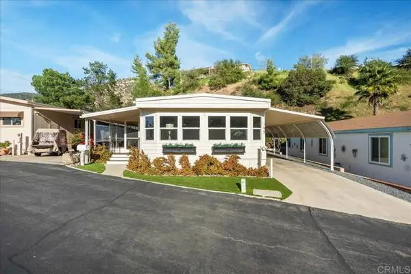 8975 Lawrence Welk Drive #SPC 195, Escondido, CA 92026