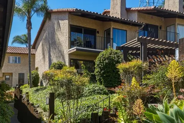 1915 Estrella De Mar Ct #C, Carlsbad, CA 92009