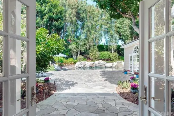 17401 Via Cuatro Caminos, Rancho Santa Fe, CA 92067