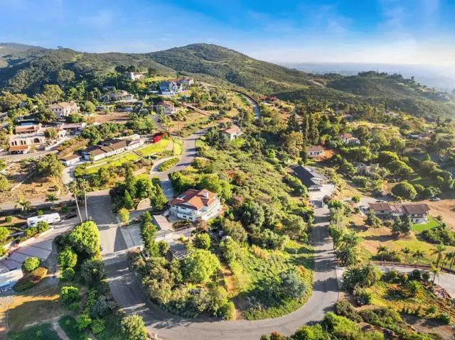 2166 Camino Cantera, Vista, CA 92084 - #3