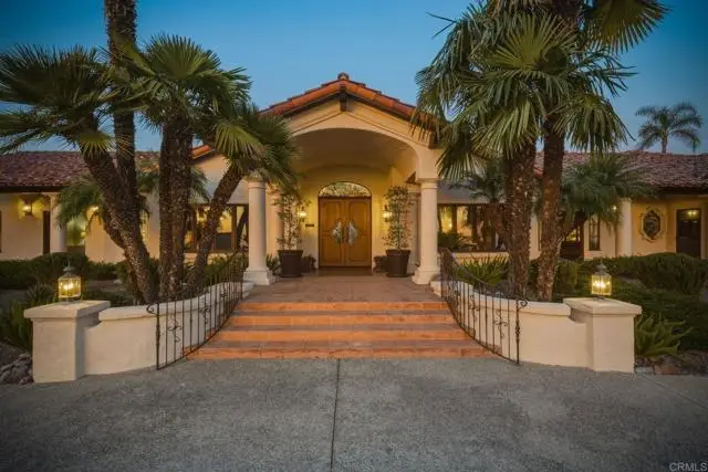 3040 Palm Hill Drive, Vista, CA 92084 - #2