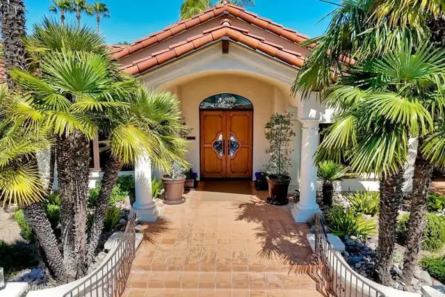 3040 Palm Hill Drive, Vista, CA 92084 - #3