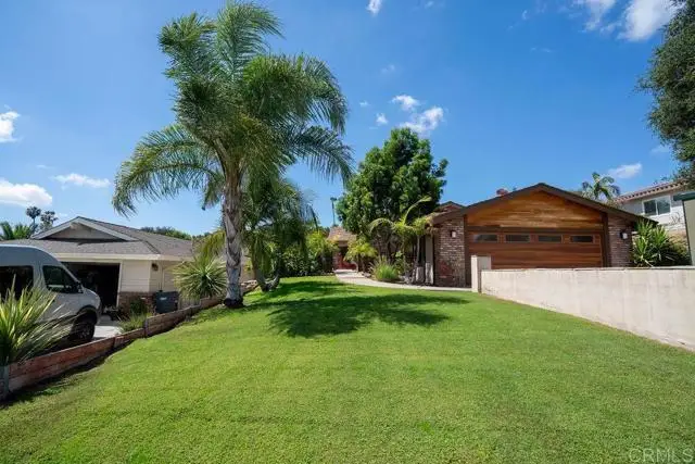 831 Cypress Drive #1, Vista, CA 92084 - #2