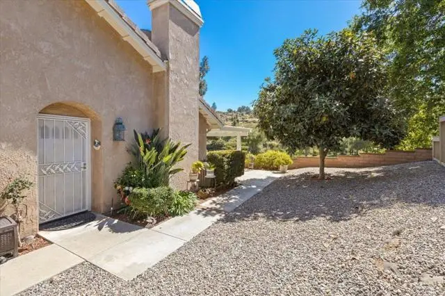 4233 Los Padres Drive, Fallbrook, CA 92028 - #3