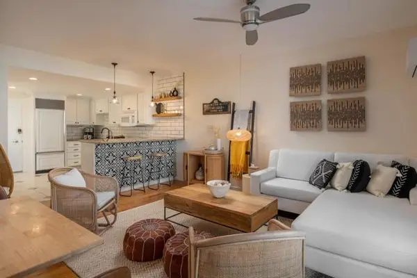 2005 Costa Del Mar Road, Carlsbad, CA 92009