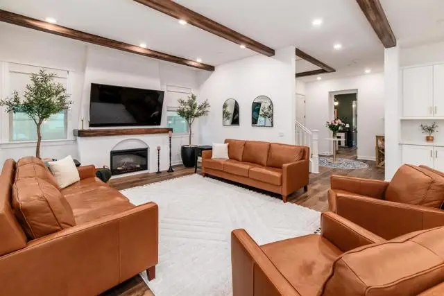 587 Gateway Lane, San Marcos, CA 92078 - #3