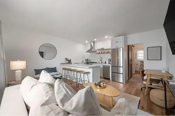 1255 Ave #16, West Hollywood, CA 90046