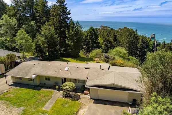 800 Westgate Drive, Trinidad, CA 95570